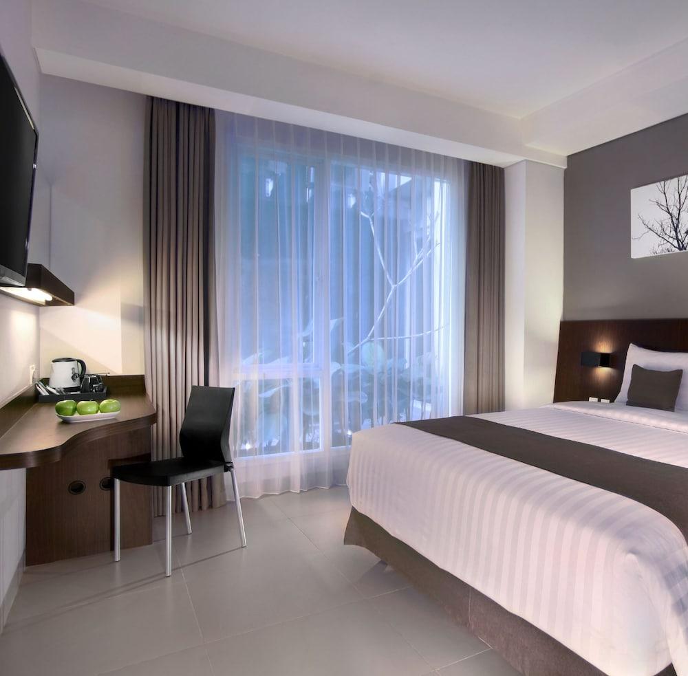 Hotel Neo Denpasar By Aston Exterior foto