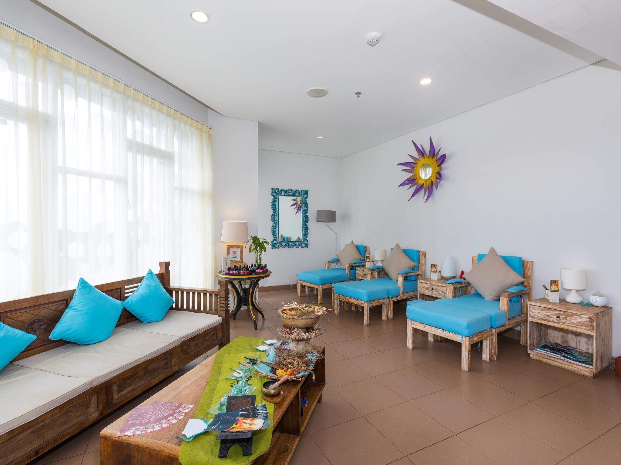 Hotel Neo Denpasar By Aston Exterior foto