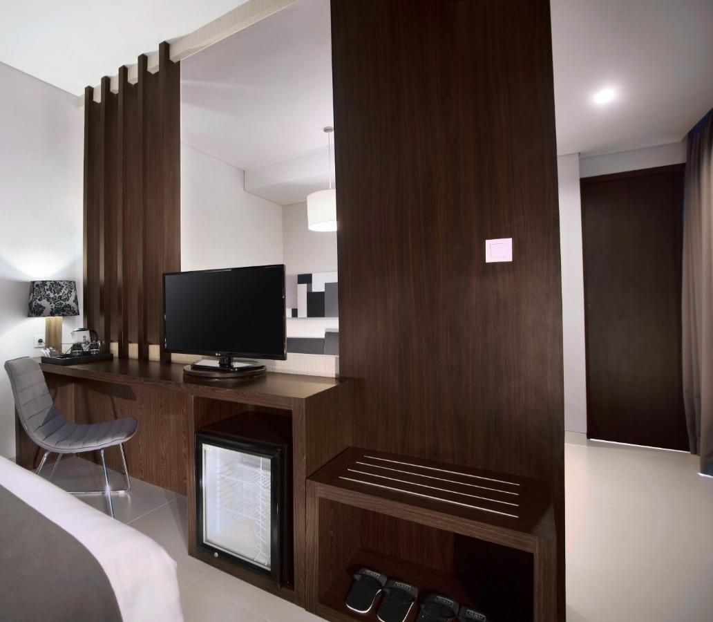 Hotel Neo Denpasar By Aston Exterior foto