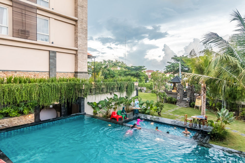 Hotel Neo Denpasar By Aston Exterior foto