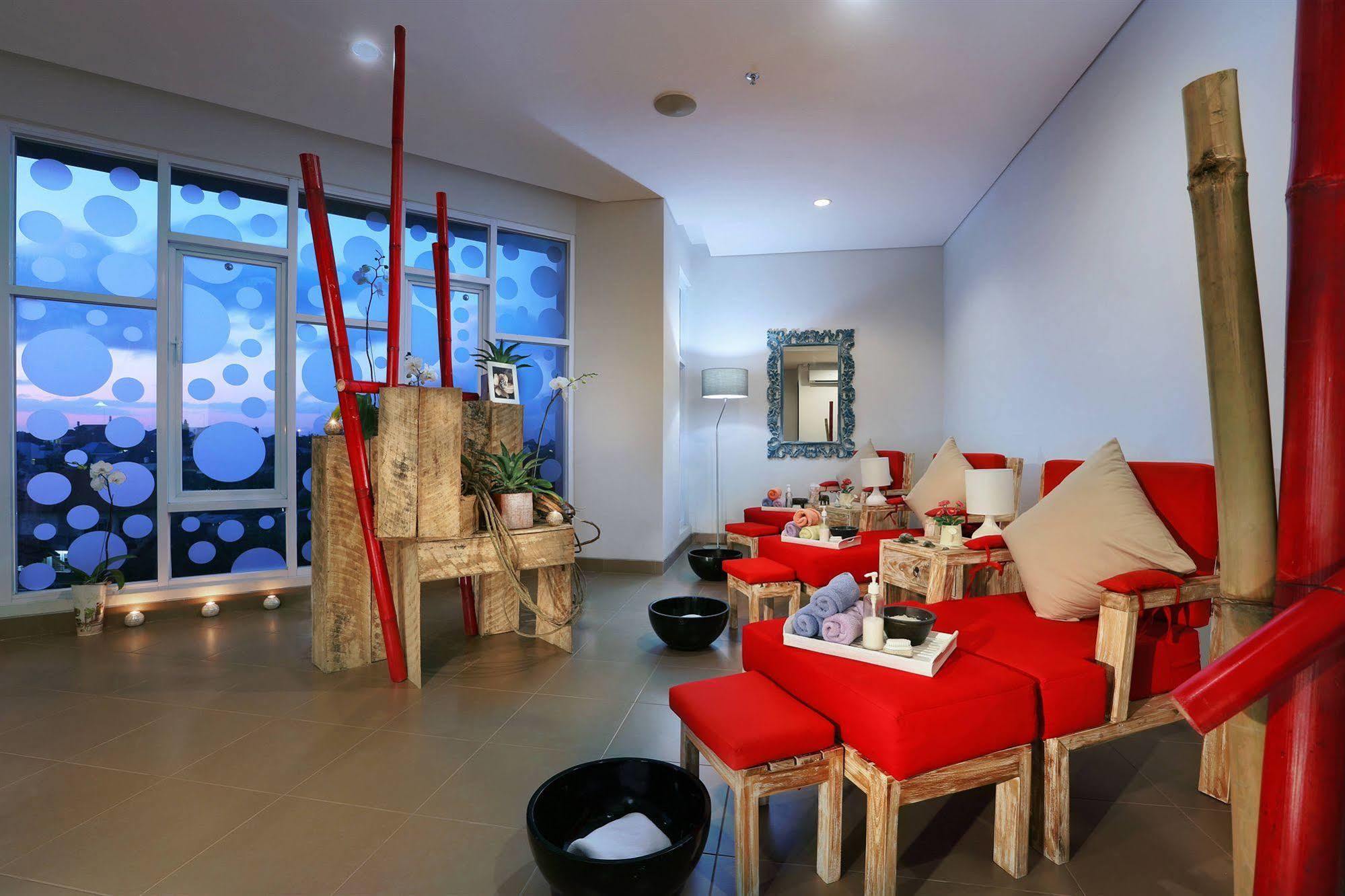 Hotel Neo Denpasar By Aston Exterior foto